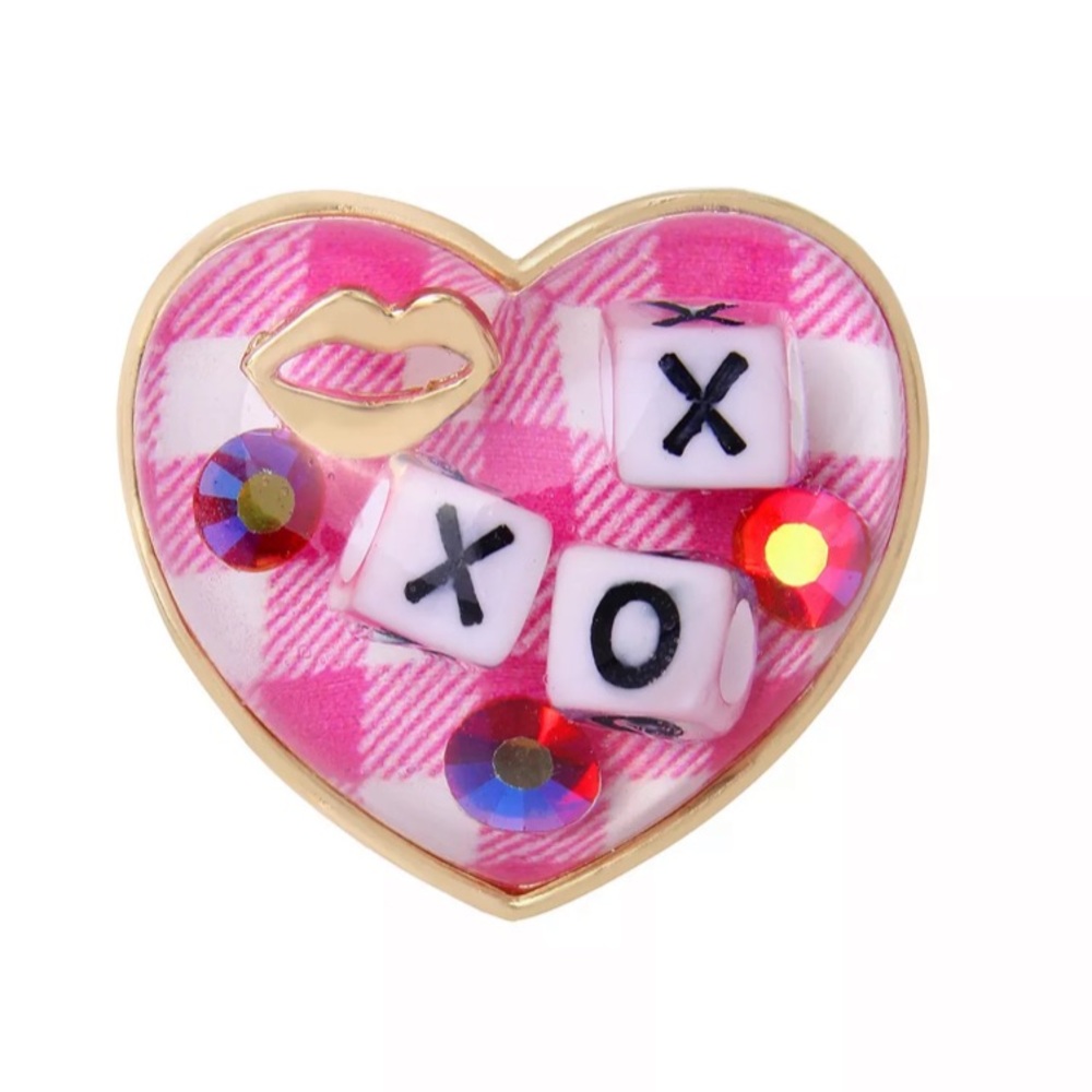 NWT $45 Betsey Johnson XOX Heart Ring - Size 8 - Picture 2 of 7